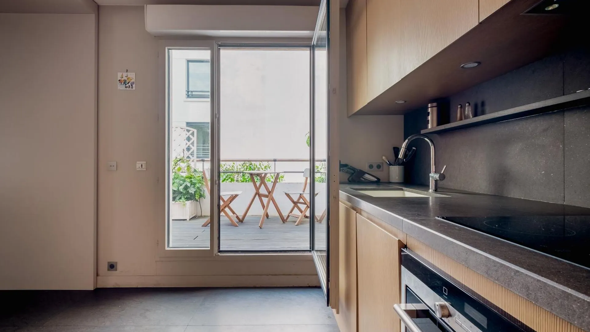 Veeve - Belle Blanche Apartment Paris