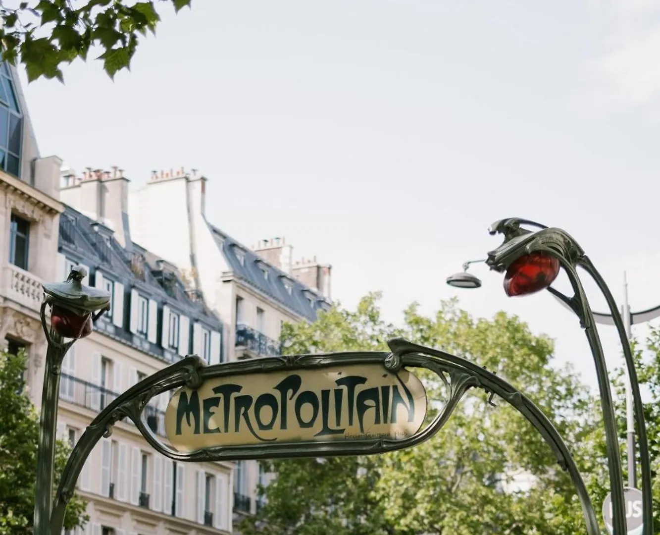 Veeve - Belle Blanche Apartment Paris