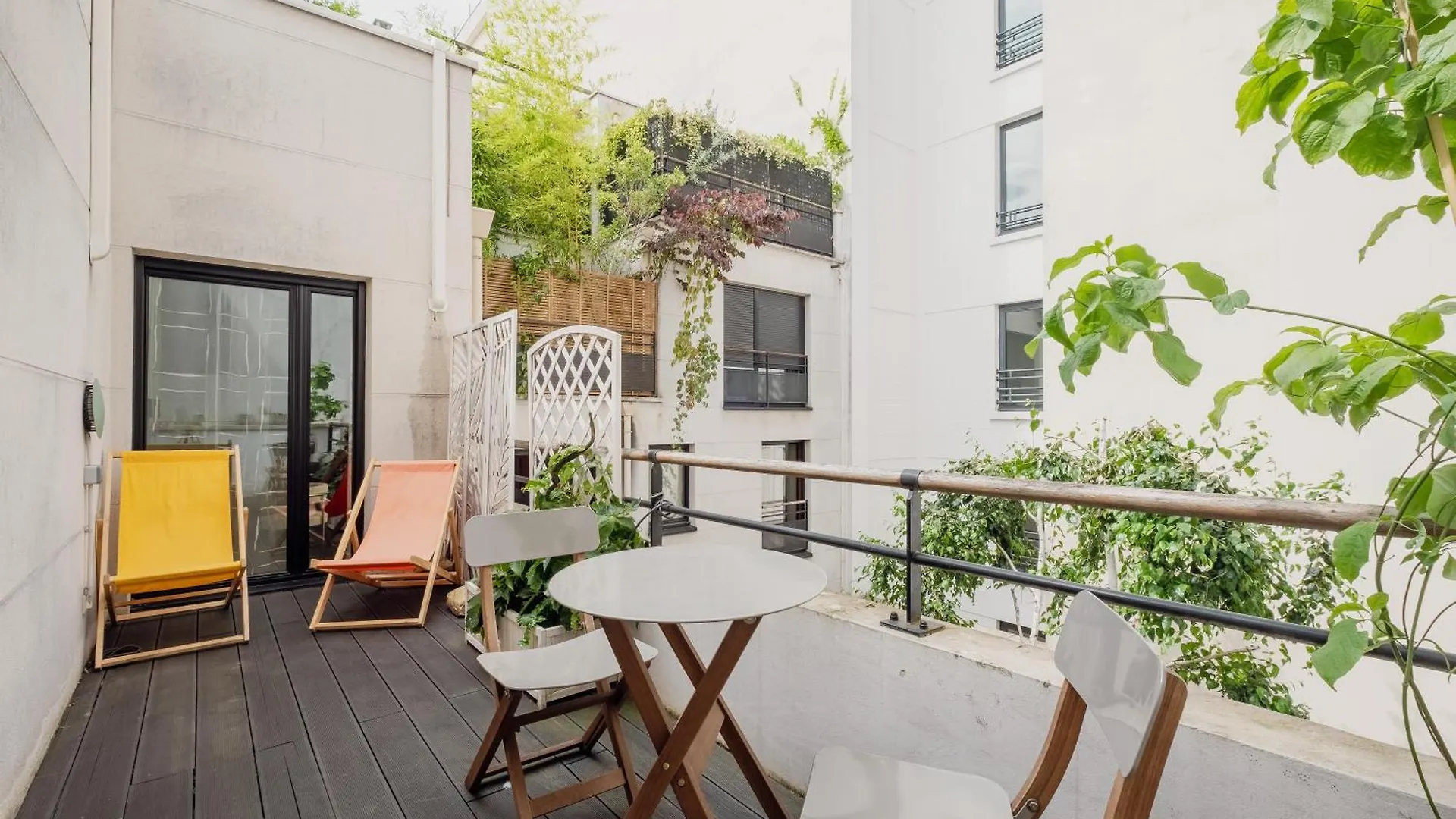 Veeve - Belle Blanche Apartment Paris